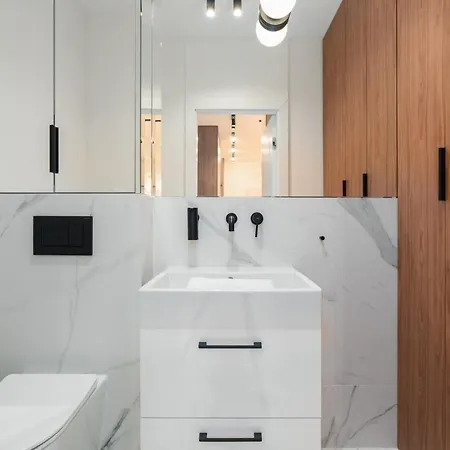 Wilczak With Free Garage By Renters דירה *