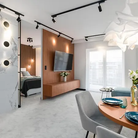 Wilczak With Free Garage By Renters * Poznan